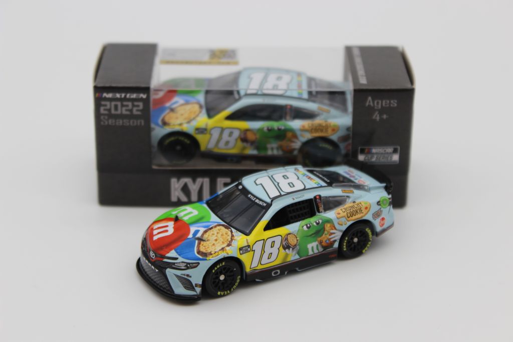 Kyle Busch running M&M's Crunchy Cookie scheme at Richmond