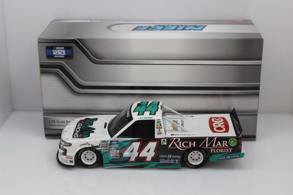 nascar diecast trucks